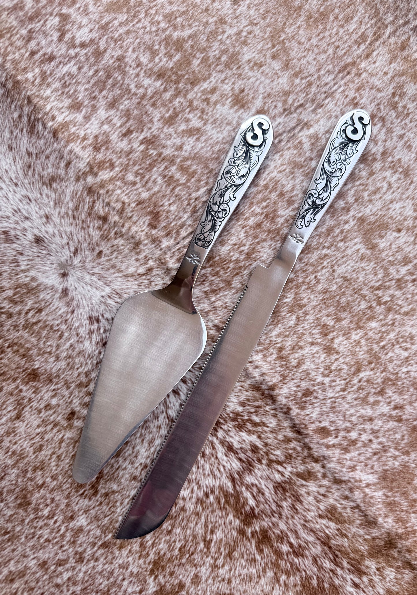 Custom Wedding Cake Serving Set