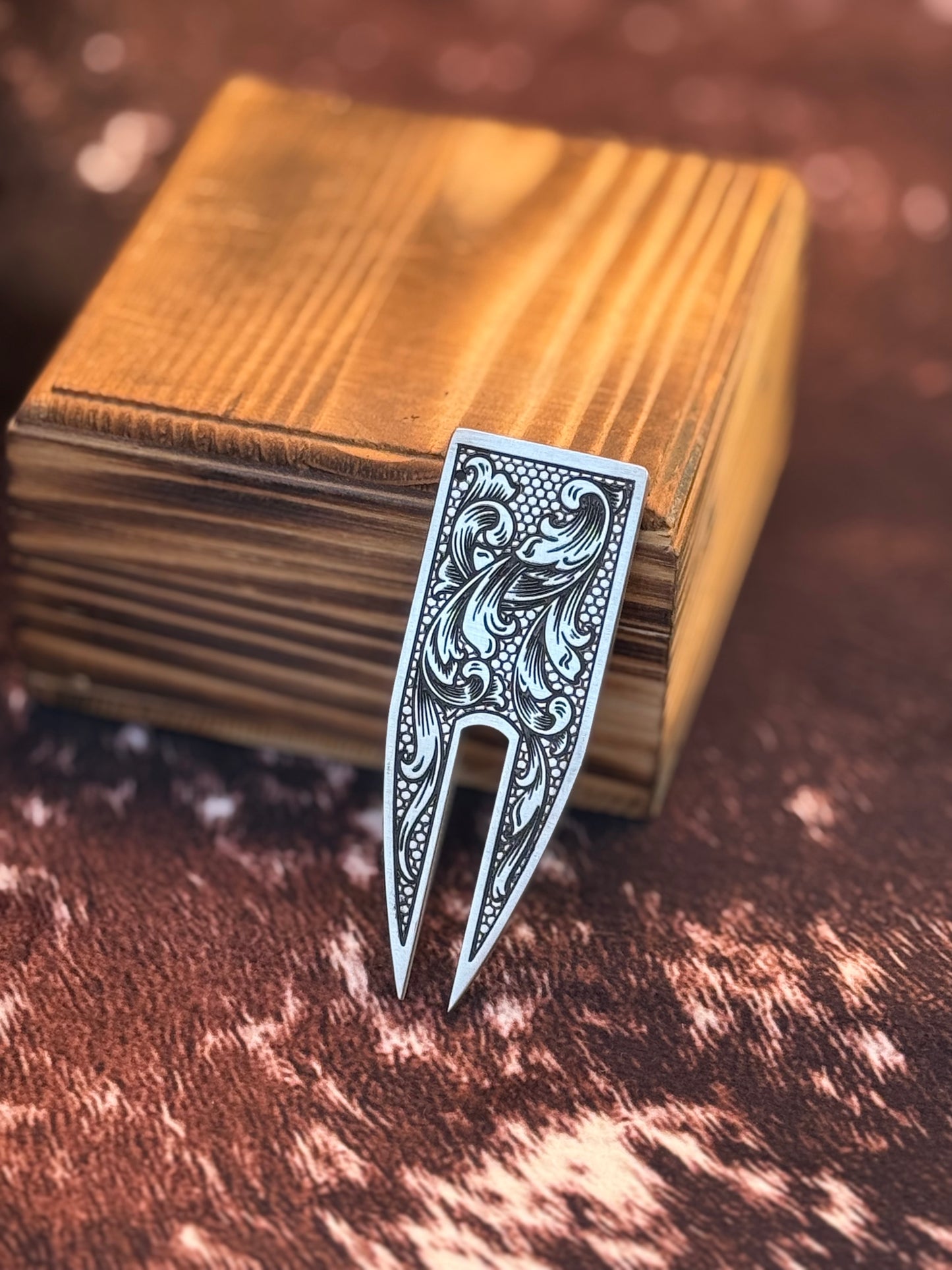 Engraved Gold Divot Tool – Golf Repair Tool