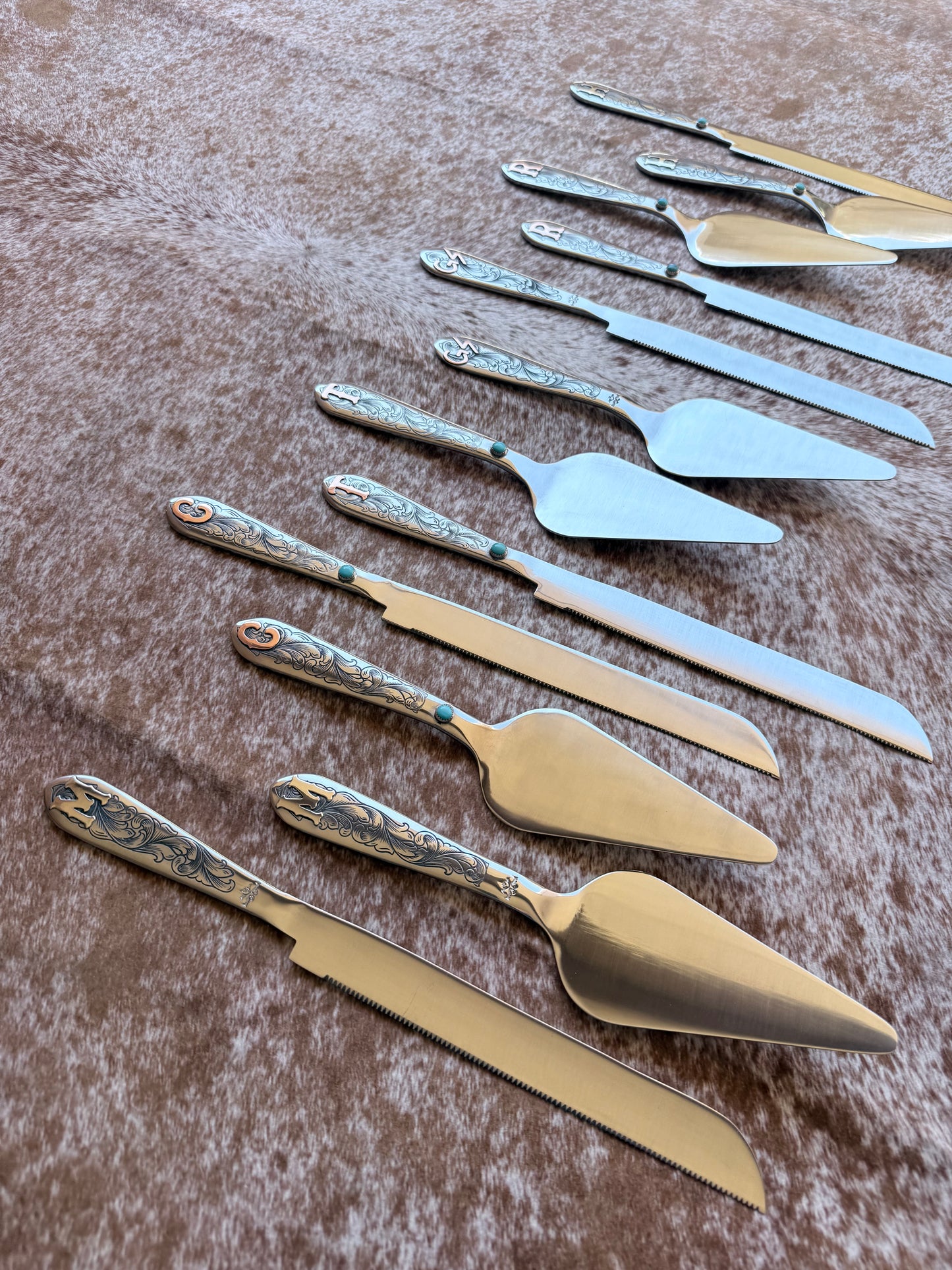 Custom Wedding Cake Serving Set