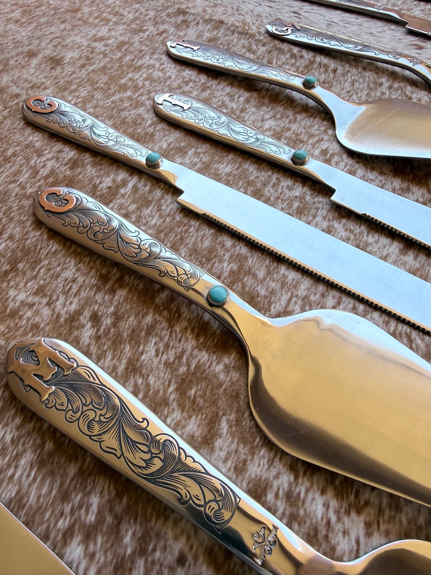 Custom Wedding Cake Serving Set