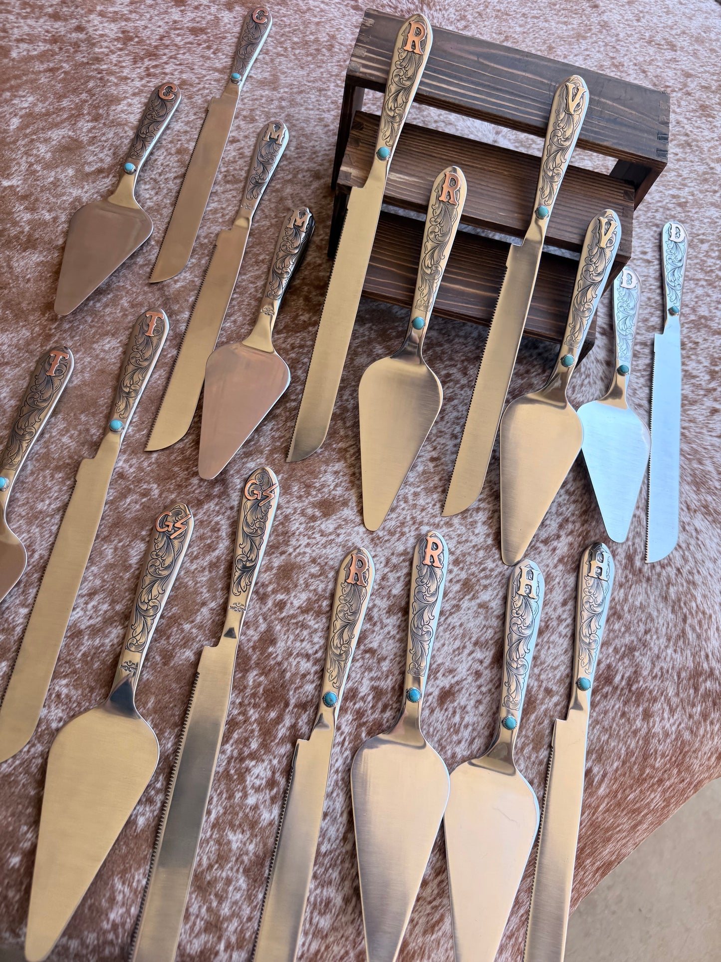 Custom Wedding Cake Serving Set