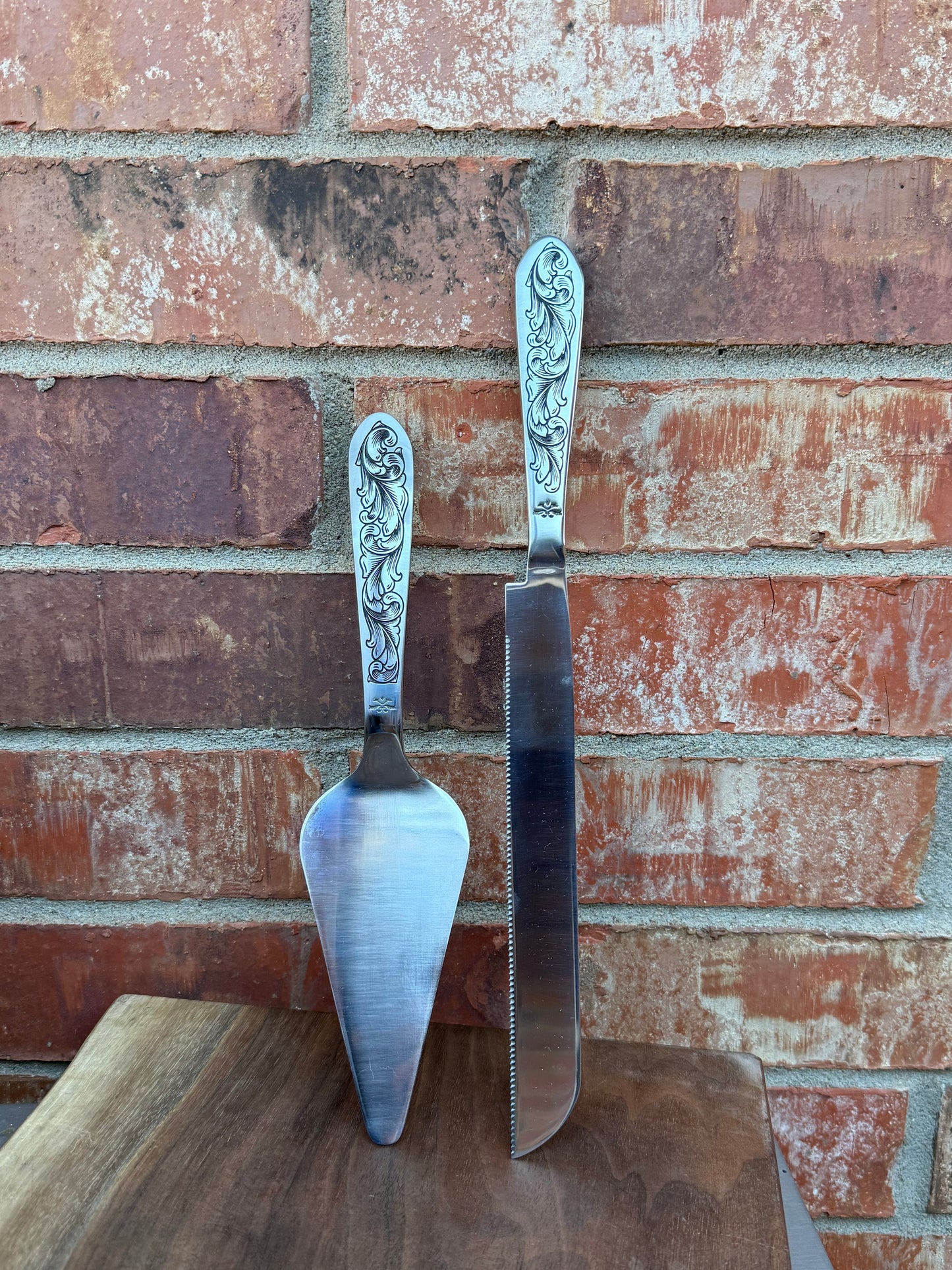 Custom Wedding Cake Serving Set