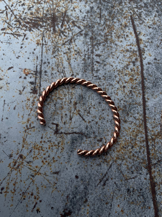 Double twisted copper cuff